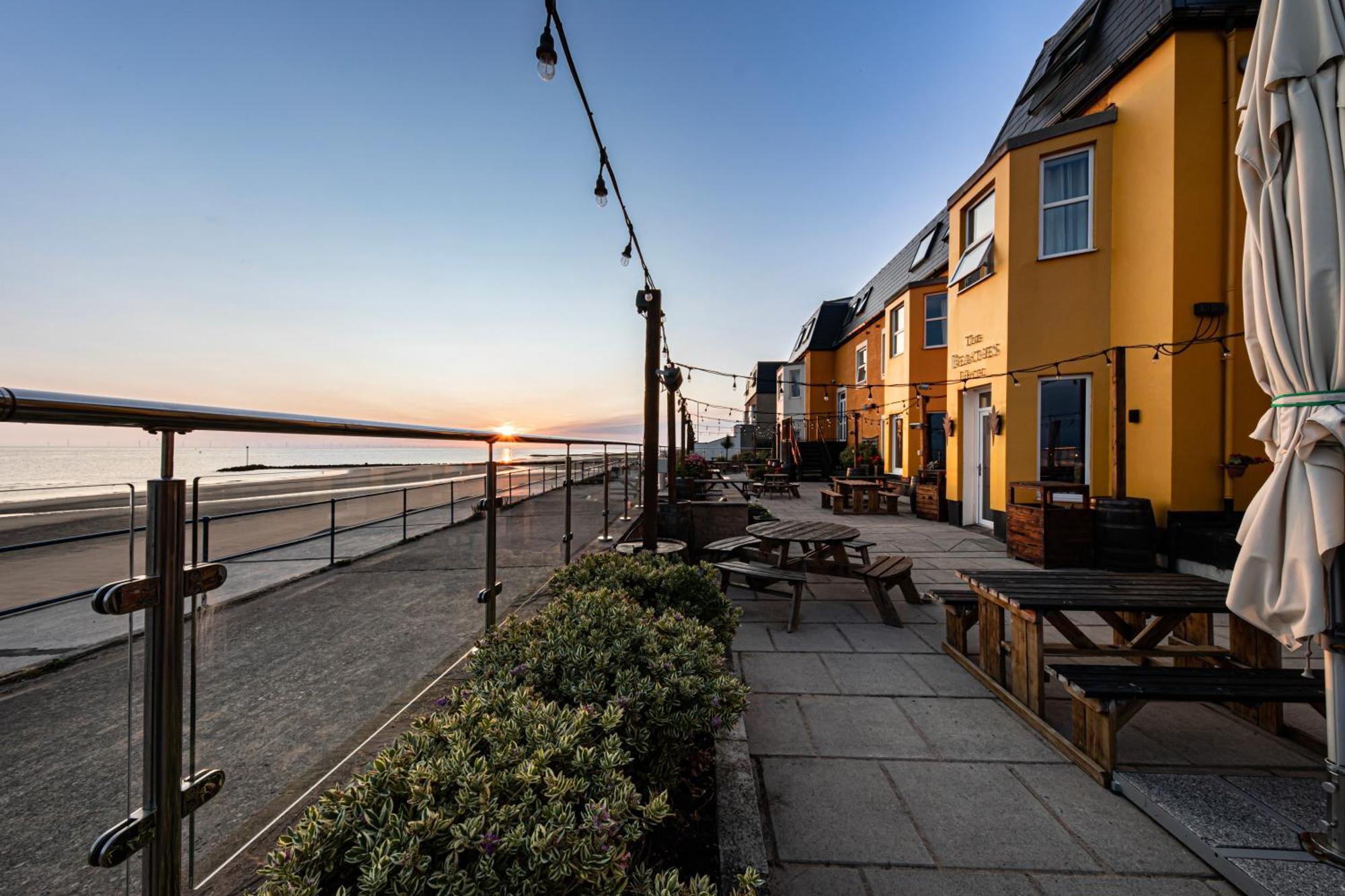 The Beaches Hotel And Spa Prestatyn Kültér fotó